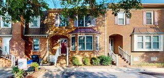 742 Lord Dunmore DR, Virginia Beach, VA 23464