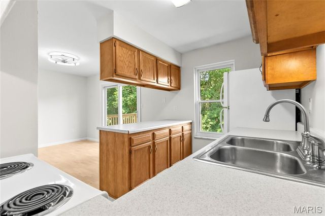 1239 Cliffridge Lane, Valley Park, MO 63088