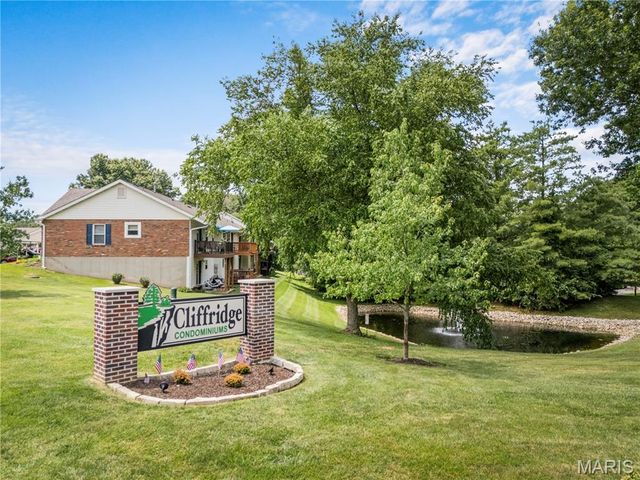 1239 Cliffridge Lane, Valley Park, MO 63088