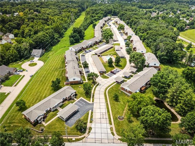 1239 Cliffridge Lane, Valley Park, MO 63088