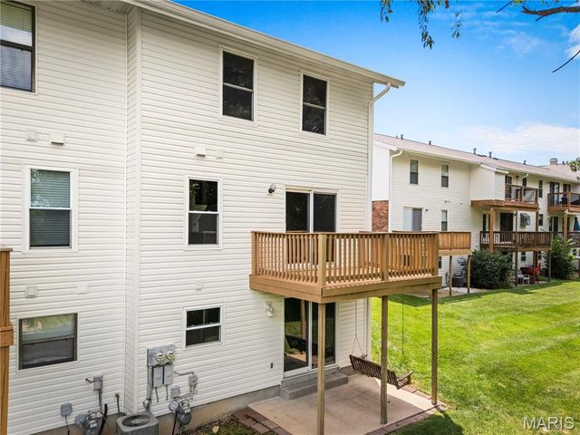 1239 Cliffridge Lane, Valley Park, MO 63088
