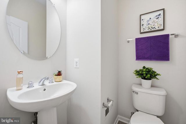 43210 LOUDOUN RESERVE DR, Ashburn, VA 20148