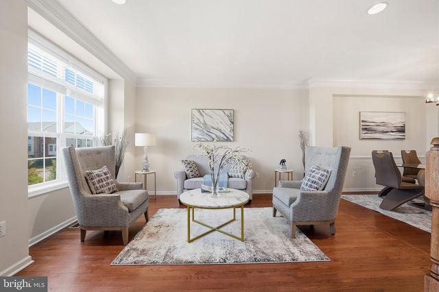 43210 LOUDOUN RESERVE DR, Ashburn, VA 20148