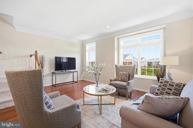 43210 LOUDOUN RESERVE DR, Ashburn, VA 20148
