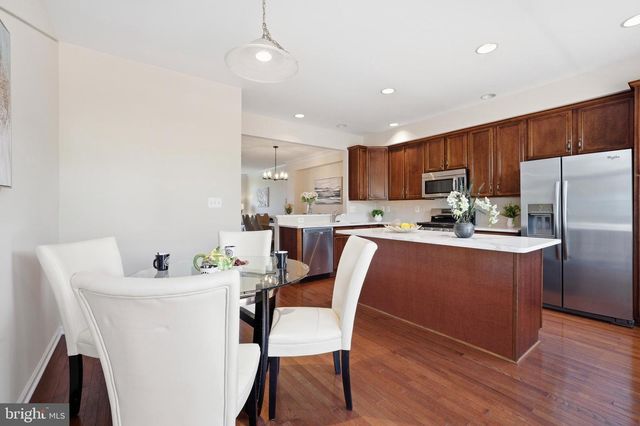 43210 LOUDOUN RESERVE DR, Ashburn, VA 20148