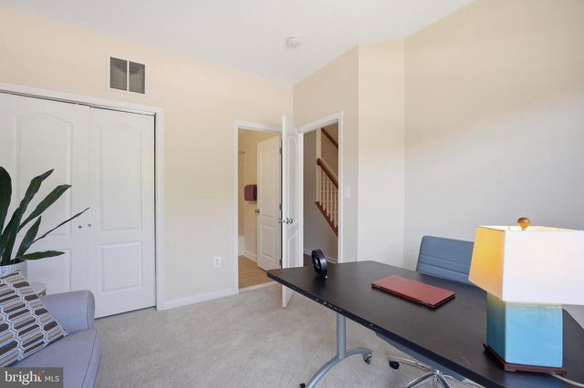 43210 LOUDOUN RESERVE DR, Ashburn, VA 20148