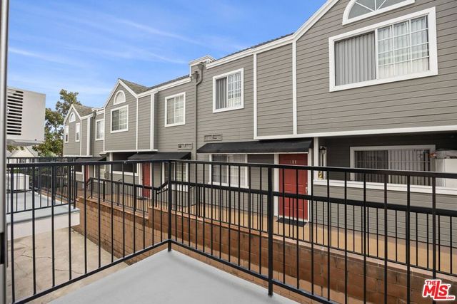 615 E Magnolia Boulevard, Burbank, CA 91501