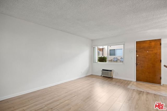 615 E Magnolia Boulevard, Burbank, CA 91501