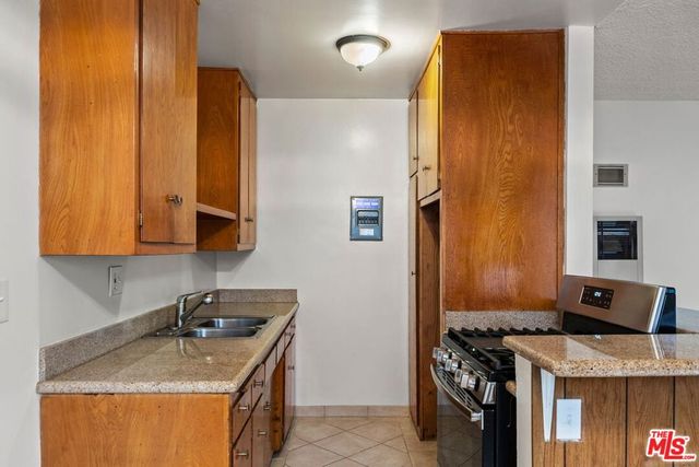 615 E Magnolia Boulevard, Burbank, CA 91501