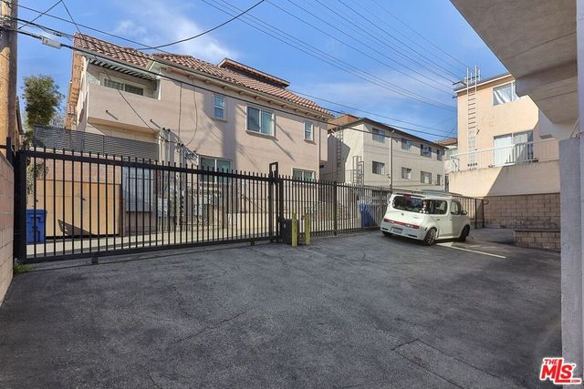 615 E Magnolia Boulevard, Burbank, CA 91501