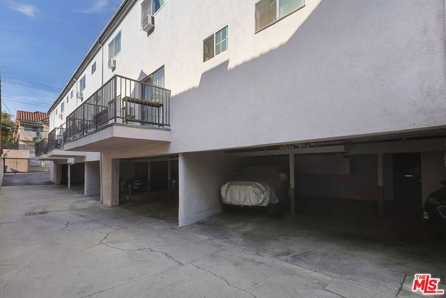 615 E Magnolia Boulevard, Burbank, CA 91501