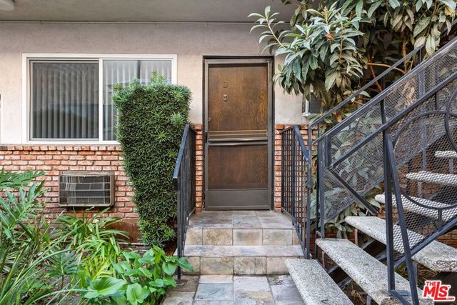 615 E Magnolia Boulevard, Burbank, CA 91501