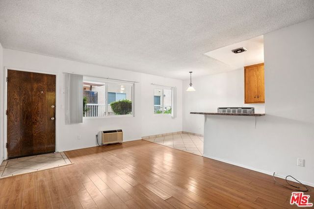 615 E Magnolia Boulevard, Burbank, CA 91501