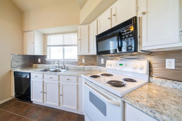 10630 Westbrae Parkway 603, Houston, TX 77031