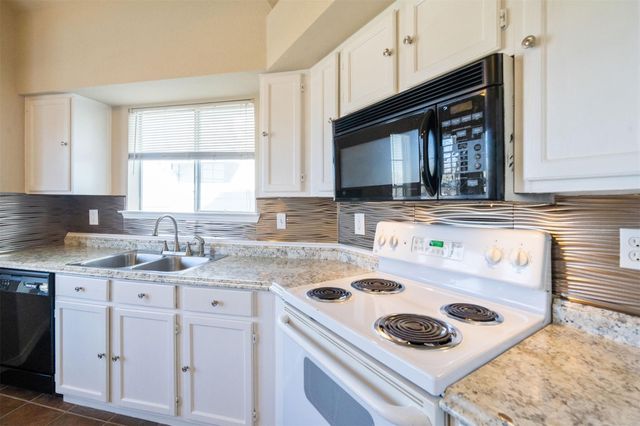 10630 Westbrae Parkway 603, Houston, TX 77031