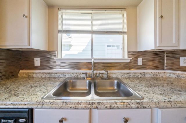 10630 Westbrae Parkway 603, Houston, TX 77031