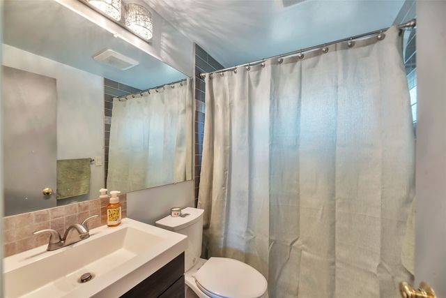 175 S 3723, Seatac, WA 98188