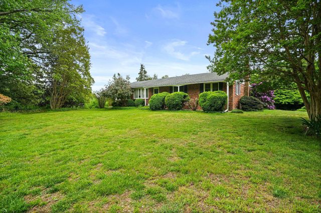 6201 CROOM STATION RD, Upper Marlboro, MD 20772