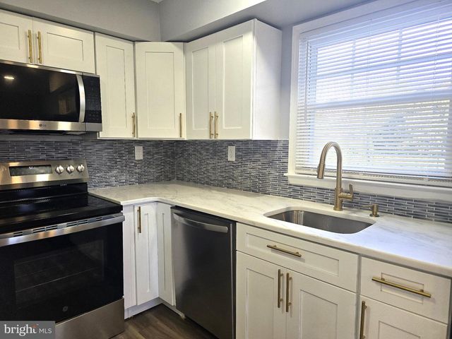 21 N WEST ST, Camden, DE 19934