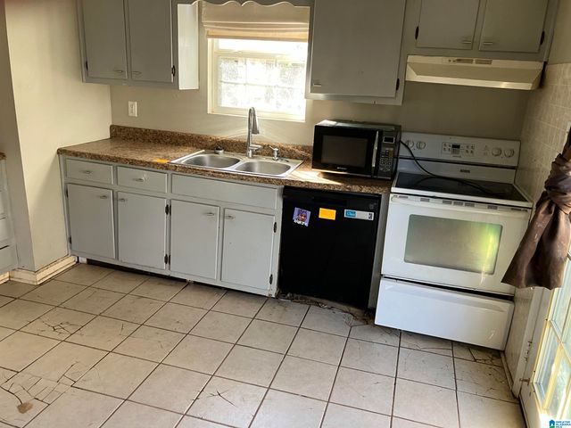 630 WILLOW BEND LANE, Bessemer, AL 35023