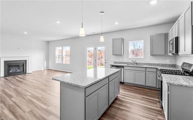 5103 Fallmeade Road, Kernersville, NC 27284