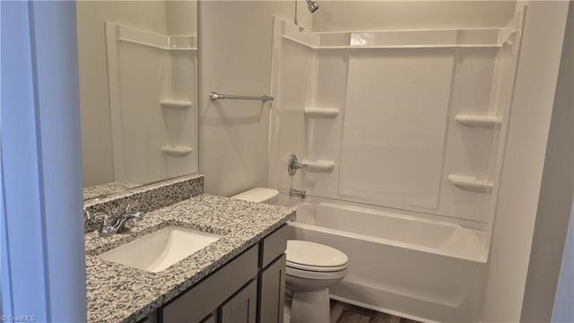 5103 Fallmeade Road, Kernersville, NC 27284