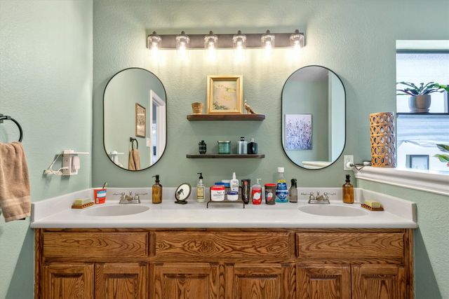 201 Rawhide Street, Waxahachie, TX 75165