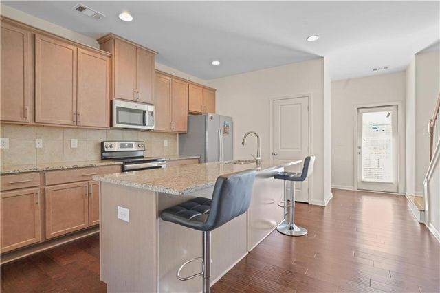 887 Ambient Way SW, Atlanta, GA 30331