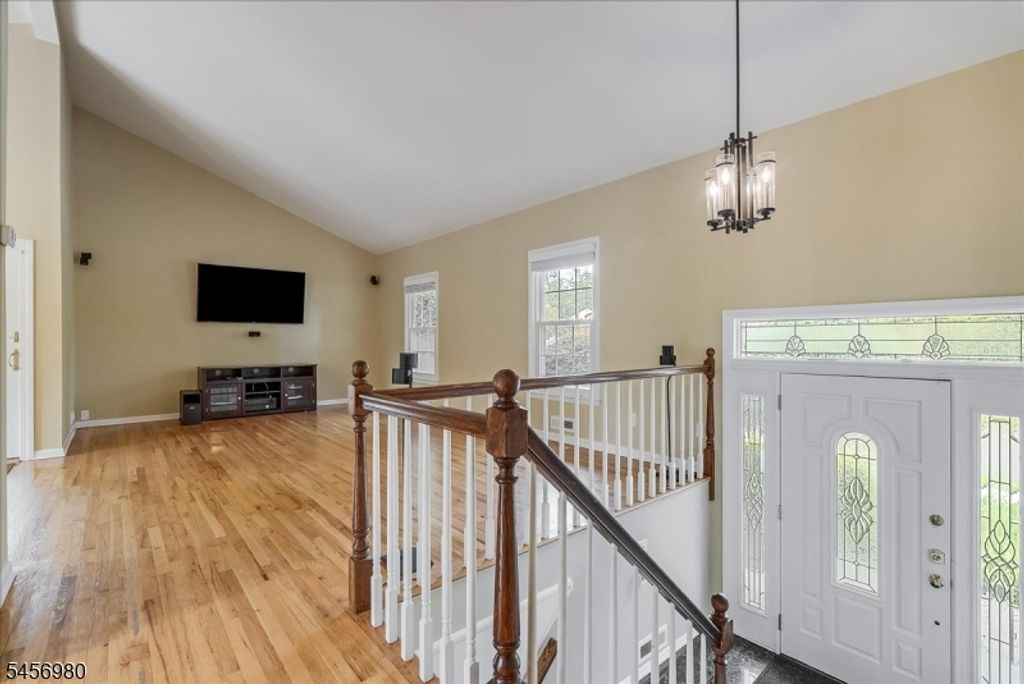 45 Michael Dr, Westfield Town, NJ 07090 — photo 5