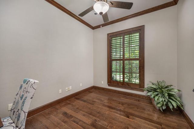 1915 Stonegate Valley Drive, Tyler, TX 75703