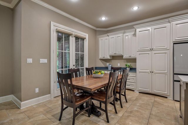 1915 Stonegate Valley Drive, Tyler, TX 75703