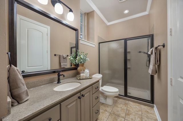 1915 Stonegate Valley Drive, Tyler, TX 75703