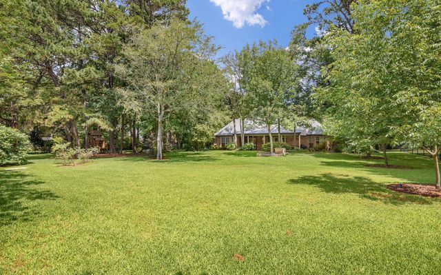 1915 Stonegate Valley Drive, Tyler, TX 75703