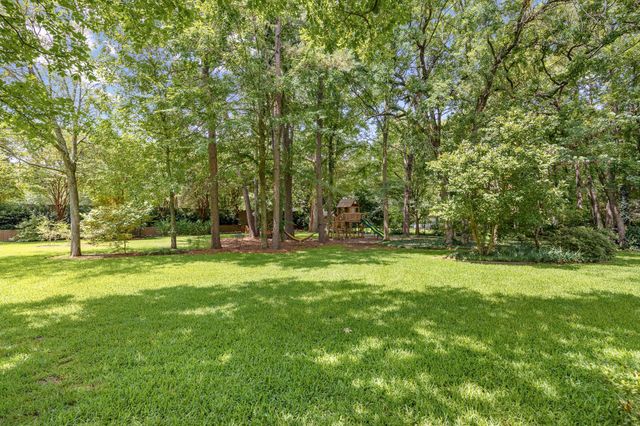 1915 Stonegate Valley Drive, Tyler, TX 75703