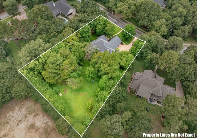 1915 Stonegate Valley Drive, Tyler, TX 75703