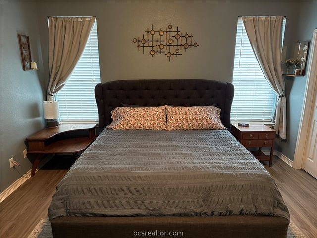 1512 Hunter Creek Drive, College Station, TX 77845