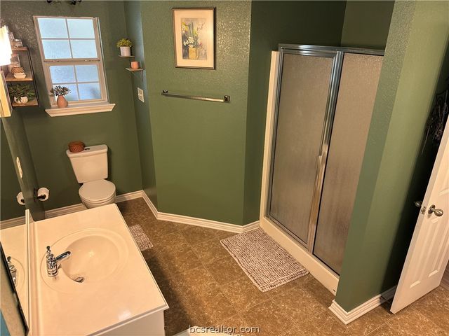 1512 Hunter Creek Drive, College Station, TX 77845