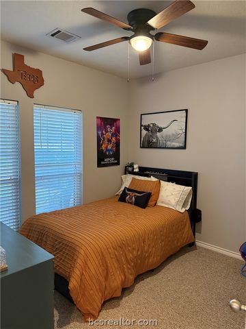 1512 Hunter Creek Drive, College Station, TX 77845