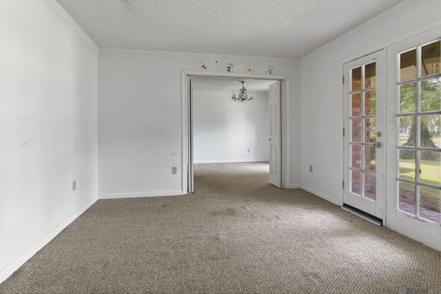 1425 Shadybrook Dr, Baton Rouge, LA 70816