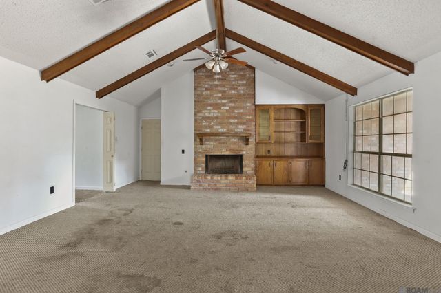 1425 Shadybrook Dr, Baton Rouge, LA 70816