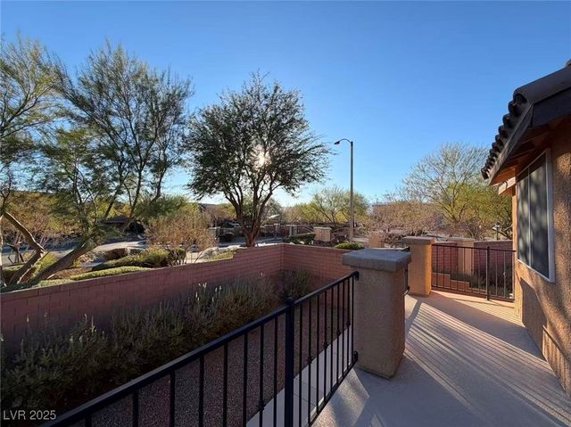 7473 Glorious Sun Drive, Las Vegas, NV 89178