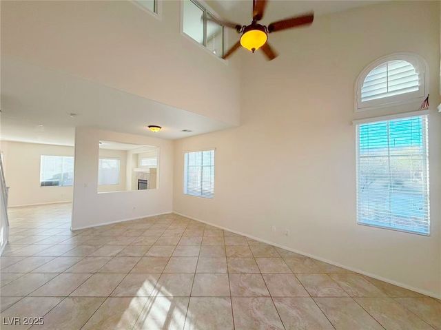 7473 Glorious Sun Drive, Las Vegas, NV 89178