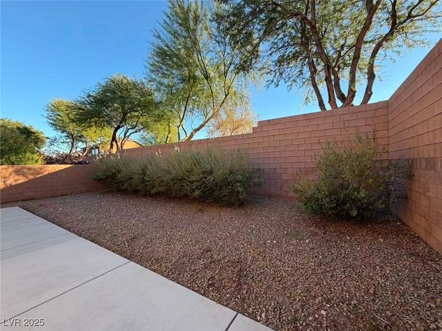 7473 Glorious Sun Drive, Las Vegas, NV 89178