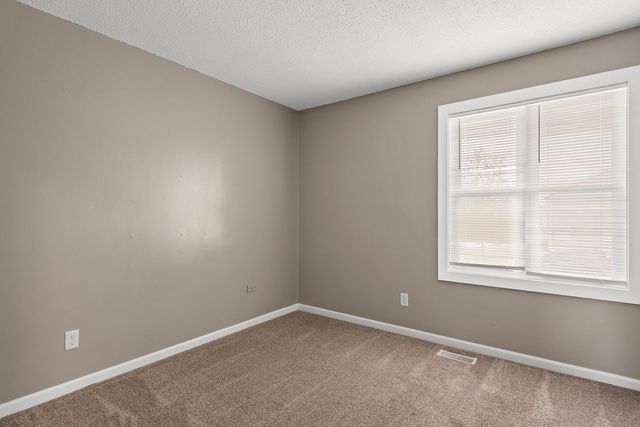 2623 W 61st Street, Davenport, IA 52806