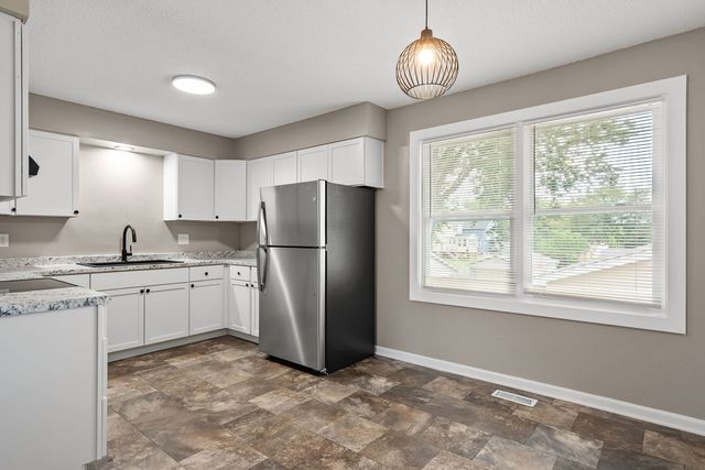 2623 W 61st Street, Davenport, IA 52806