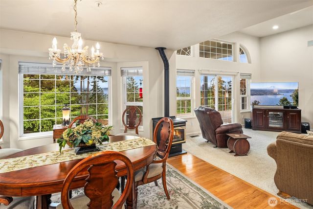 51 Lucky Lane, Camano Island, WA 98282