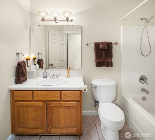 51 Lucky Lane, Camano Island, WA 98282