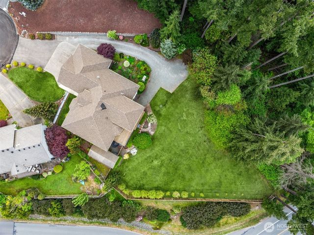 51 Lucky Lane, Camano Island, WA 98282