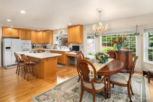 51 Lucky Lane, Camano Island, WA 98282