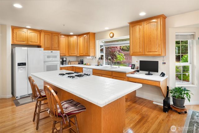 51 Lucky Lane, Camano Island, WA 98282